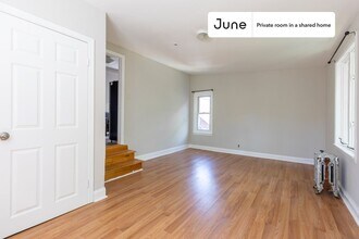 Room in Shared 9 bed/2 bath home in Boston, MA - Foto de edificio - Building Photo