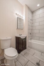 9101 S Beverly Blvd in Chicago, IL - Foto de edificio - Building Photo