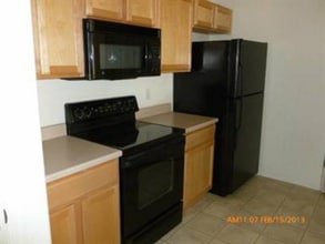 5255 Memphis St in Denver, CO - Foto de edificio - Building Photo