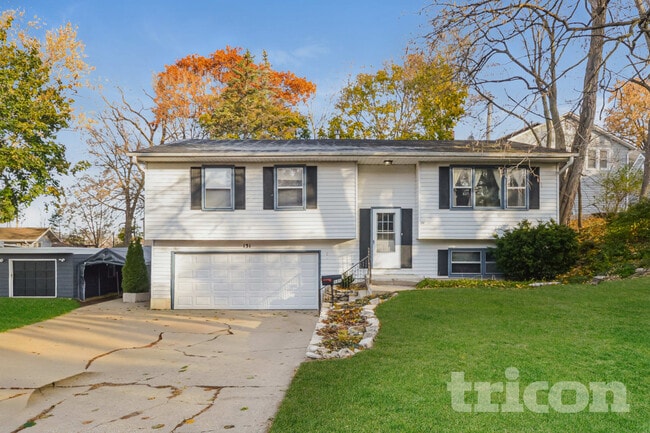 property at 131 Oak St