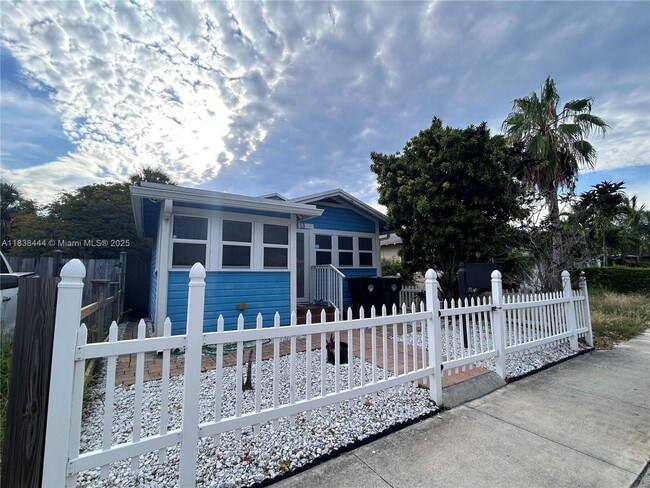 property at 413 S K St