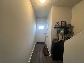 208 Shallowbag Bay Ln in Jacksonville, NC - Building Photo - Building Photo