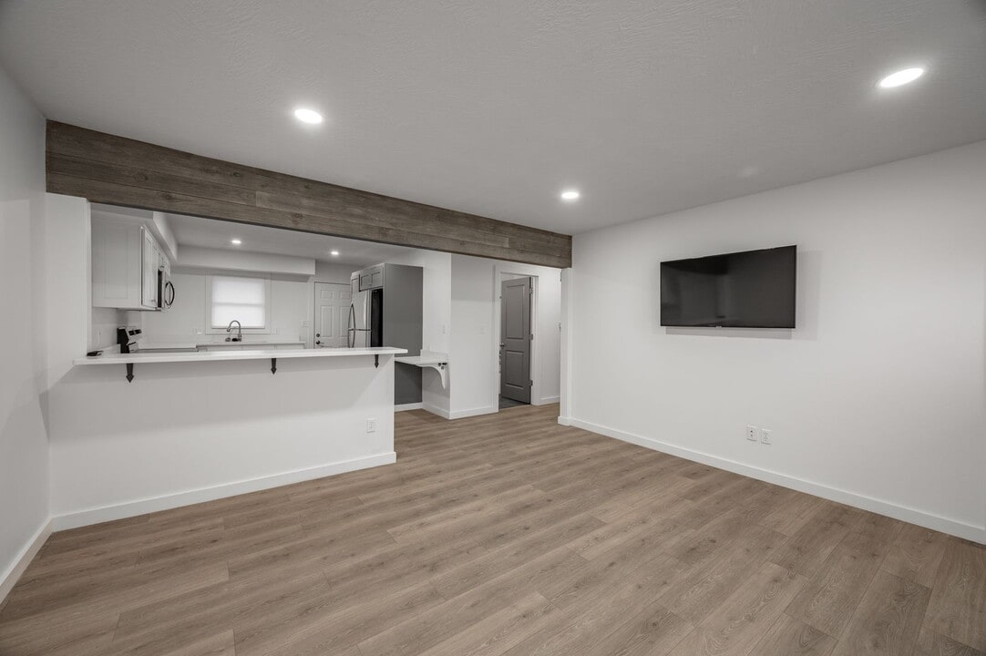 3342 S Fairway Ave-Unit -A in Springfield, MO - Building Photo