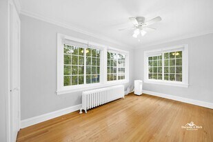 1524 Washington St in Evanston, IL - Building Photo