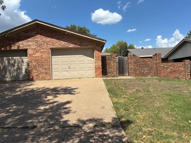property at 10252 Maverick Dr