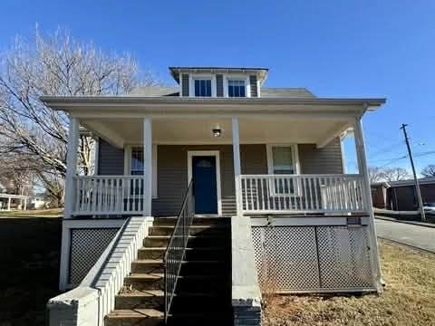 property at 715 Carter St