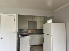 1014 French St in Killeen, TX - Building Photo - Building Photo