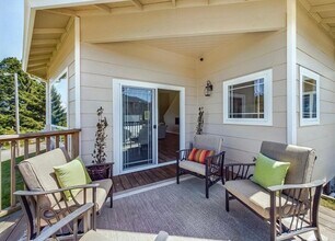 20 Blue Spruce Dr in Eureka, CA - Building Photo - Building Photo