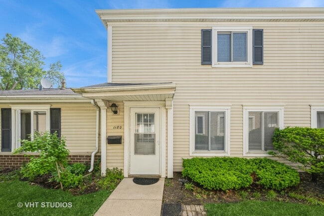 1180 Cove Dr