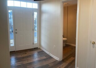 35931 Clover Terrace in Round Hill, VA - Building Photo - Building Photo