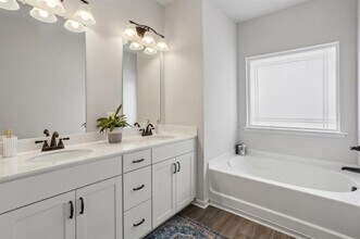 375 Crider Ct in Woodstock, GA - Building Photo - Building Photo