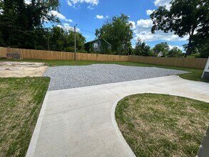 327 N Dean St in Spartanburg, SC - Building Photo - Building Photo