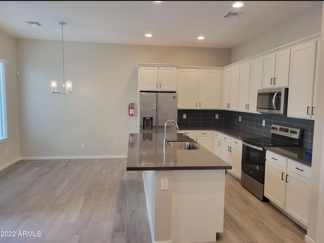 property at 901 S Smith Rd