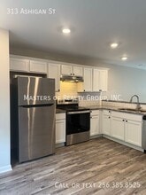 313 Ashigan St in Union City, GA - Building Photo - Building Photo