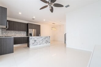 481 SW 91st Ct in Miami, FL - Building Photo - Building Photo