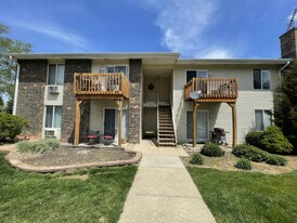 2800 Light Road in Oswego, IL - Building Photo