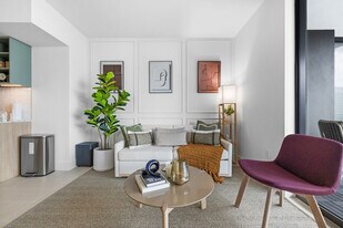 159 NE 6th St in Miami, FL - Building Photo