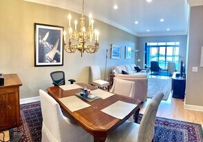 193 W 8th St, Unit 620 in Boston, MA - Building Photo