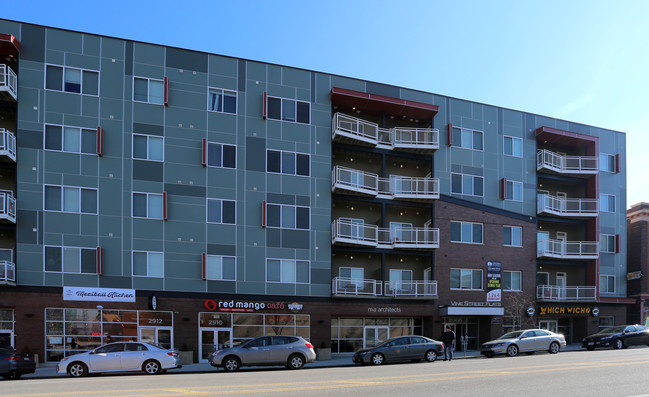 Vine Street Flats in Cincinnati, OH - Foto de edificio - Building Photo