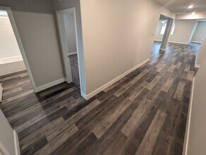 1039 Forest Falcon Dr in Henderson, NV - Building Photo - Building Photo