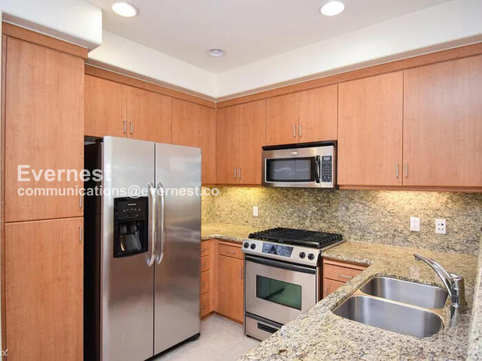 1101 S Main St in Milpitas, CA - Building Photo