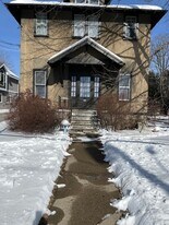 108 Lake Hill Rd, Unit 1 in Burnt Hills, NY - Building Photo