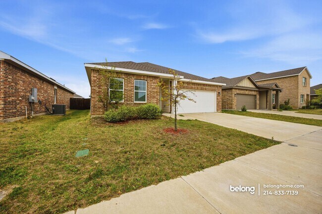 10321 Holy Cross Ln in Crowley, TX - Building Photo - Building Photo