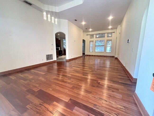 902 Hire Cir in Ocoee, FL - Building Photo - Building Photo