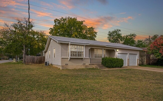 property at 1800 Hilltop Dr