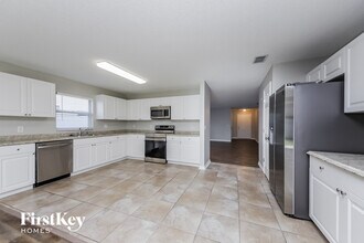 13083 Ruidosa Loop in Orlando, FL - Building Photo - Building Photo