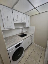 4129 NW 88th Ave in Coral Springs, FL - Foto de edificio - Building Photo