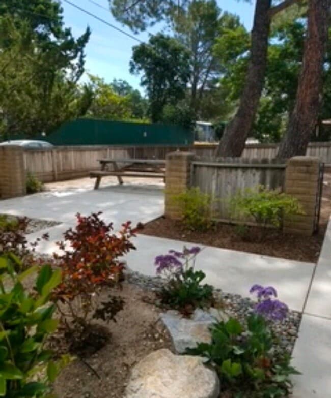 9460 El Parque Ave in Atascadero, CA - Building Photo - Building Photo