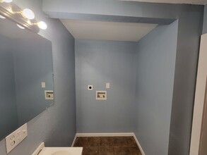 5903 King Hill Ave, Unit 5903 in St. Joseph, MO - Foto de edificio - Building Photo