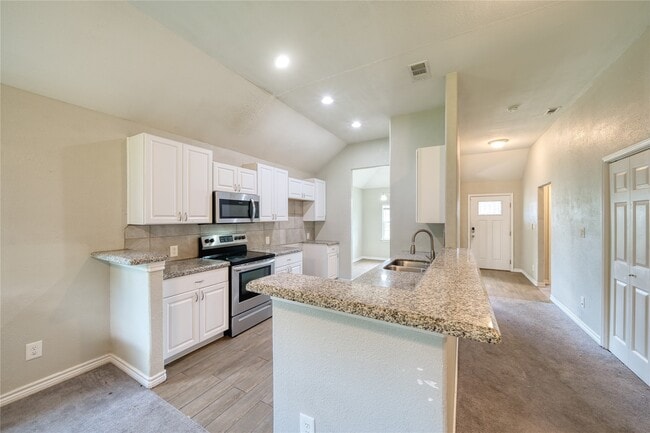 property at 319 Dreamland Ave