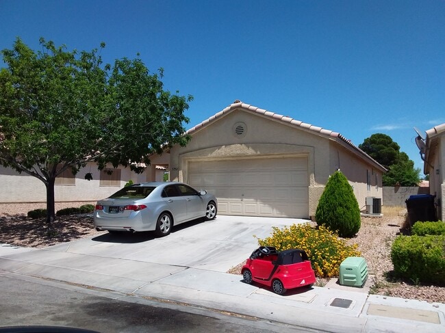 5752 Indian Springs St