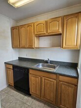 20 Kosta St, Unit 20 Kosta 3 in Worcester, MA - Building Photo - Building Photo