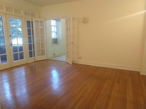 5130 Connecticut Ave NW in Washington, DC - Building Photo - Building Photo