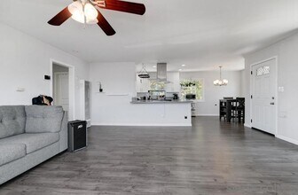 845 E 13th St, Unit 2 in National City, CA - Building Photo - Building Photo