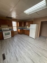 419 Ankeny St in Waterloo, IA - Building Photo - Building Photo