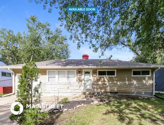 property at 7502 E 112th St