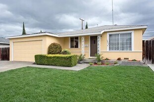 2609 Castello Way in Santa Clara, CA - Building Photo