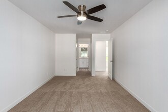 1845 N 51st St in Phoenix, AZ - Building Photo - Building Photo