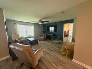 4377 Tiger Oak Ct in Pace, FL - Building Photo - Building Photo