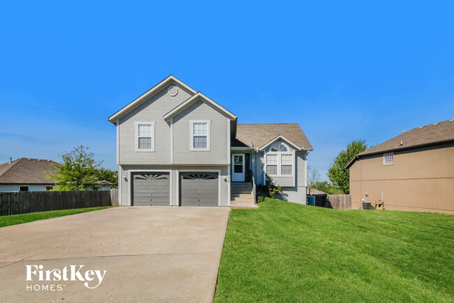 property at 812 Emerson Dr