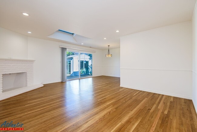 1060 Rose Ave in Mountain View, CA - Building Photo - Building Photo