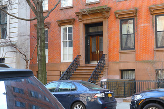 234 E 18th in New York, NY - Building Photo - Building Photo