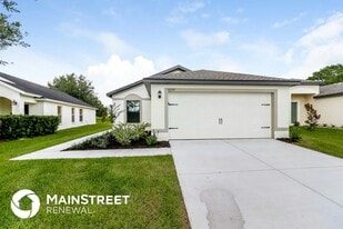 8229 Silverbell Loop in Brooksville, FL - Building Photo