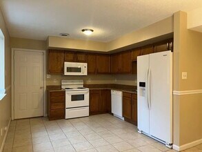 841 Bent Tree Rd in Knoxville, TN - Building Photo - Building Photo