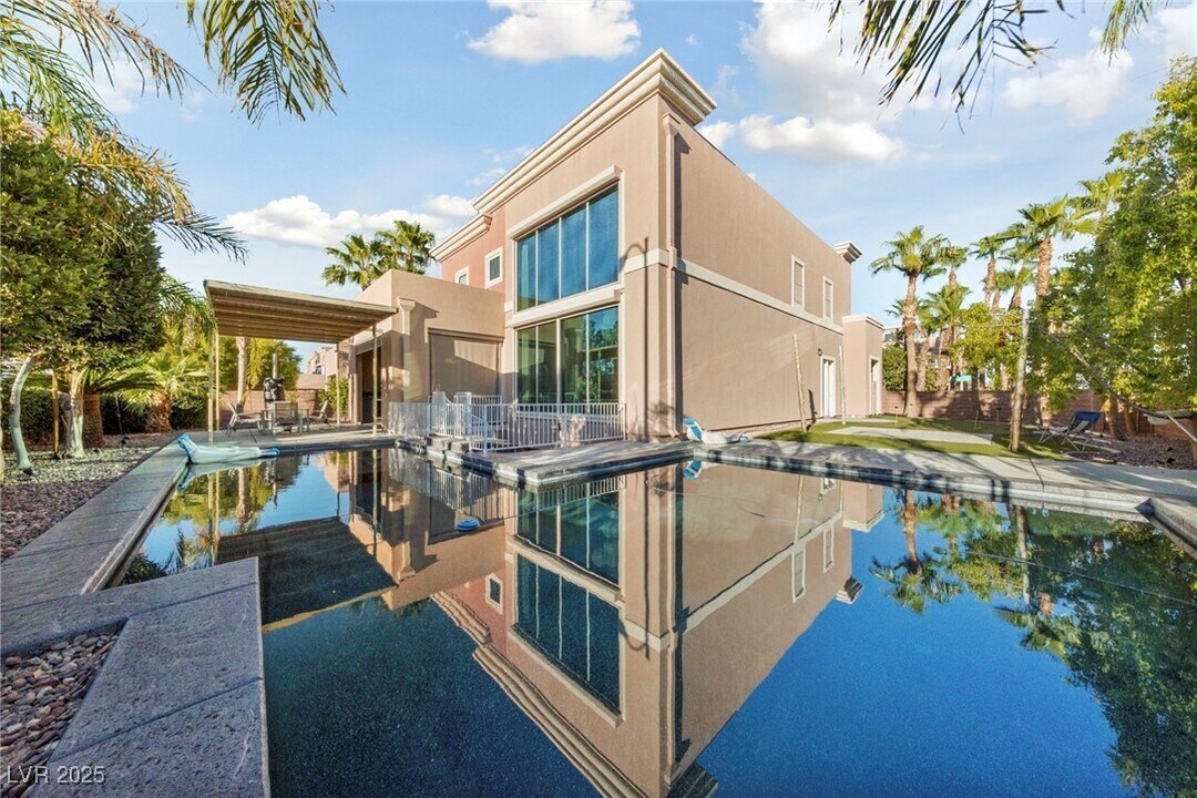 5691 Deer Creek Falls Ct in Las Vegas, NV - Building Photo