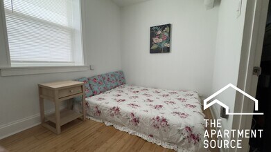 2642 W Hirsch St, Unit 1 in Chicago, IL - Foto de edificio - Building Photo